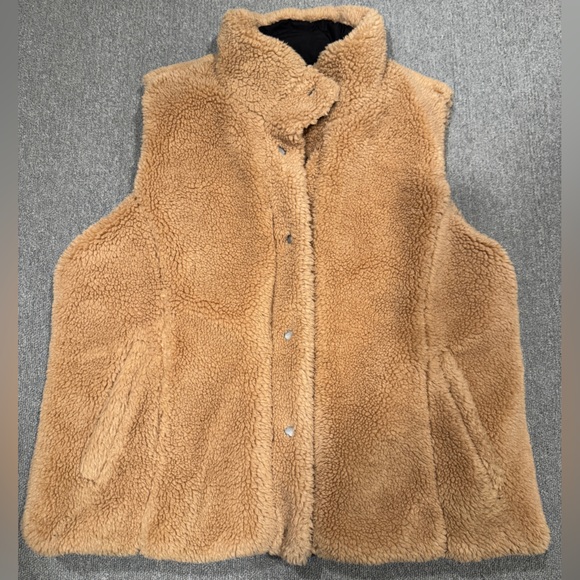Lucky brand reversible Sherpa vest SZ L - Picture 1 of 8